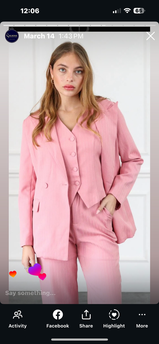 חליפה שלושה חלקים